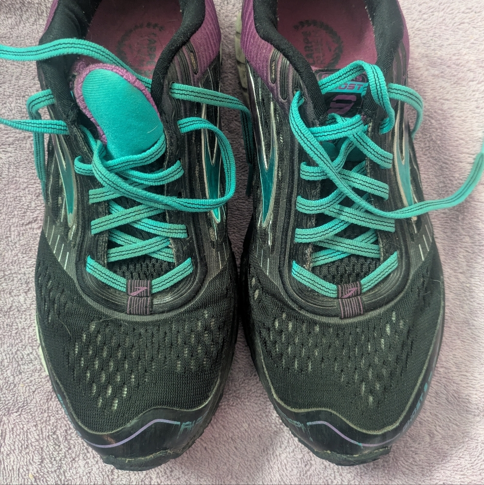 Women's Black and Teal Running Shoes brooks ghost 8